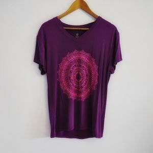❤️ 3/$15 GAIAM Mandala Yoga Shirt